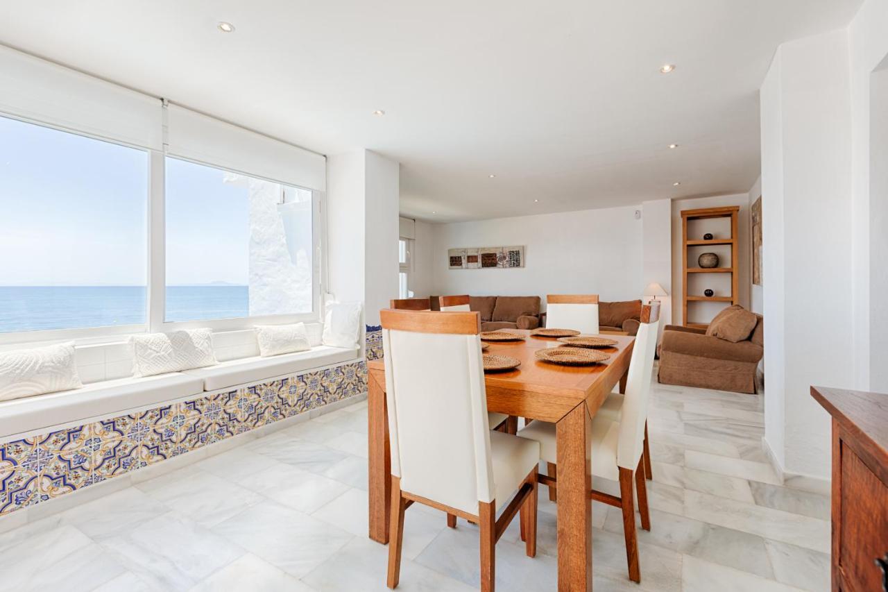 Front Sea View Apartment Estepona Buitenkant foto